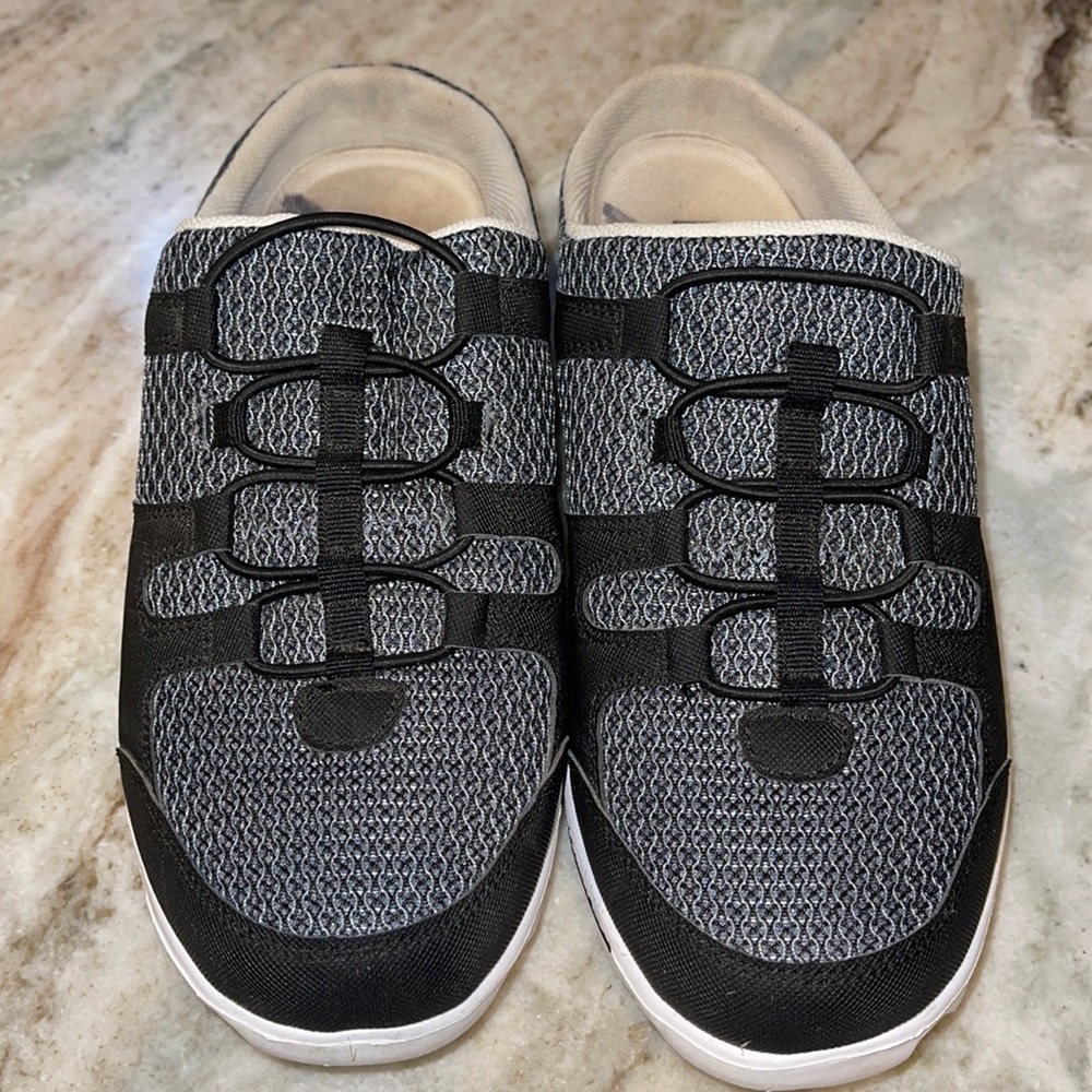Propét Women's TravelActiv Slide Sneaker - Size 10 X(2E) - Black/Gray